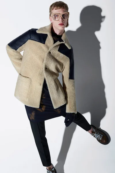 Look 13